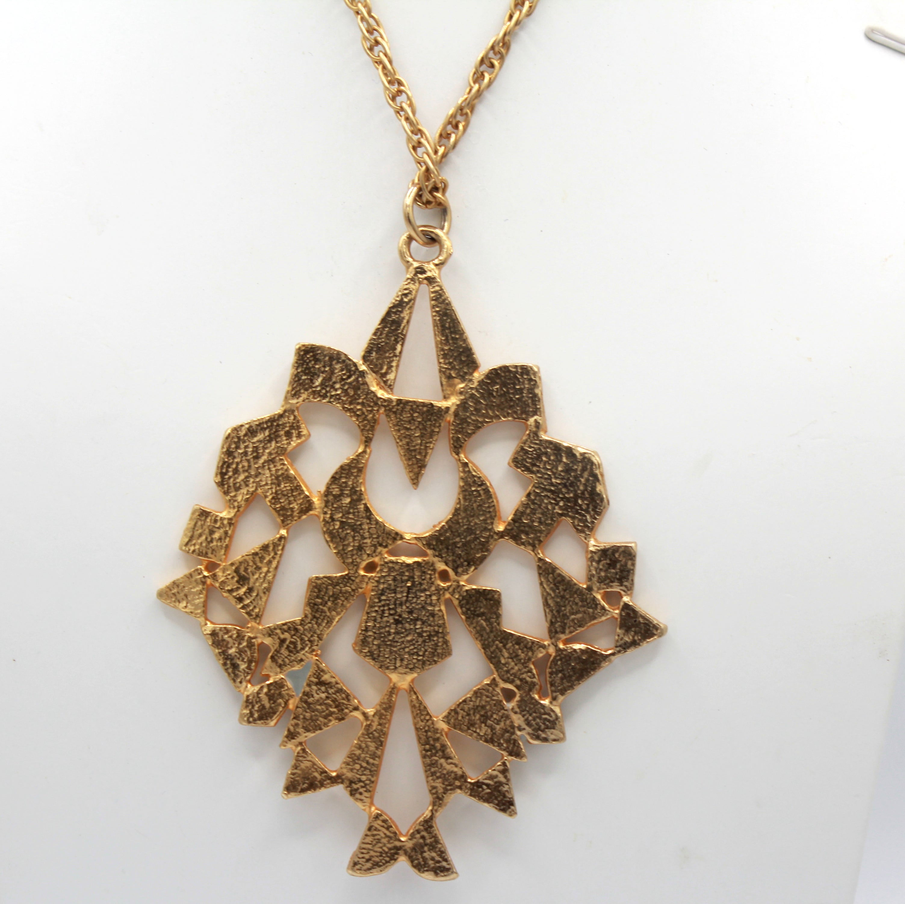 Vintage JULIANA 1973 Kaleidoscope Three Color Enamel Pendant Necklace Book Piece IIJJ#23