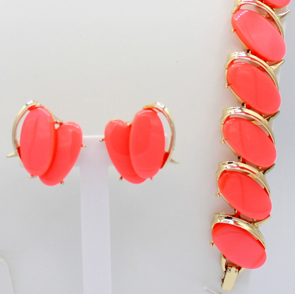 Vintage Bold Neon Melon Orange Oval Thermoset Necklace Bracelet Earrings Set