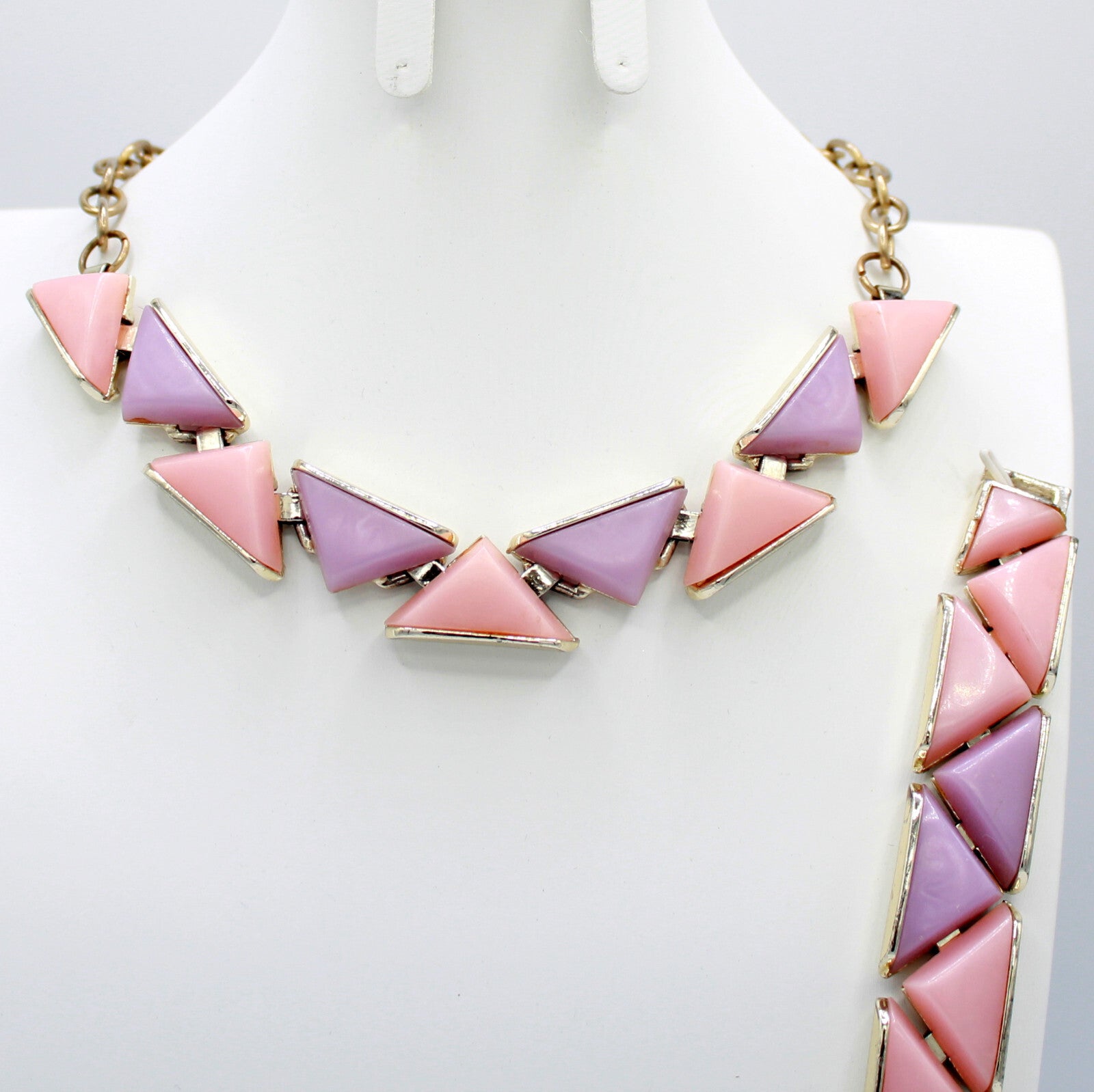 VTG Pink Lavender Triangle Geometric Thermoset Necklace Bracelet Earrings Set