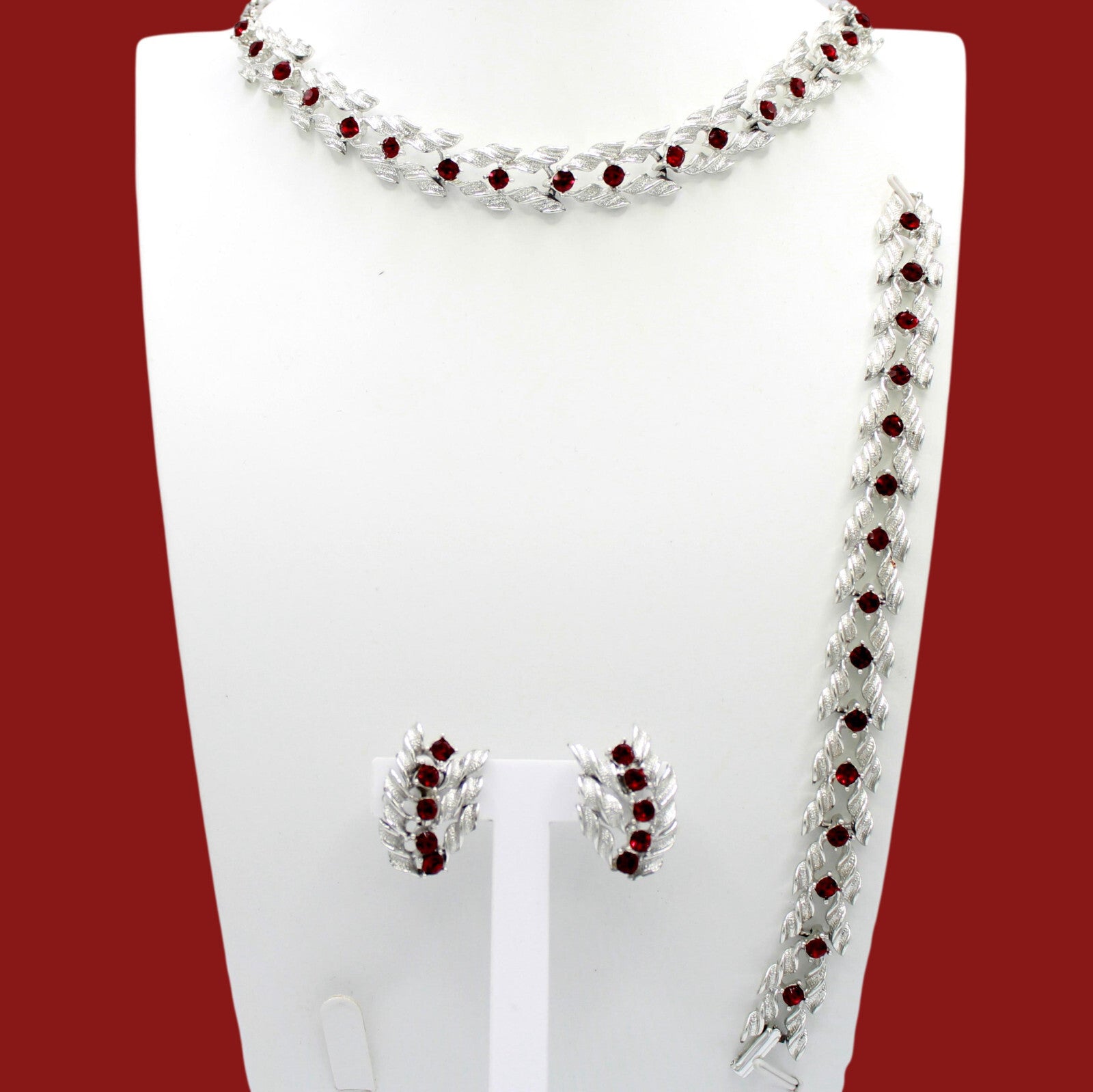 Vintage Elegant RED RHINESTONE Silver Leaves Necklace Bracelet Earrings Set