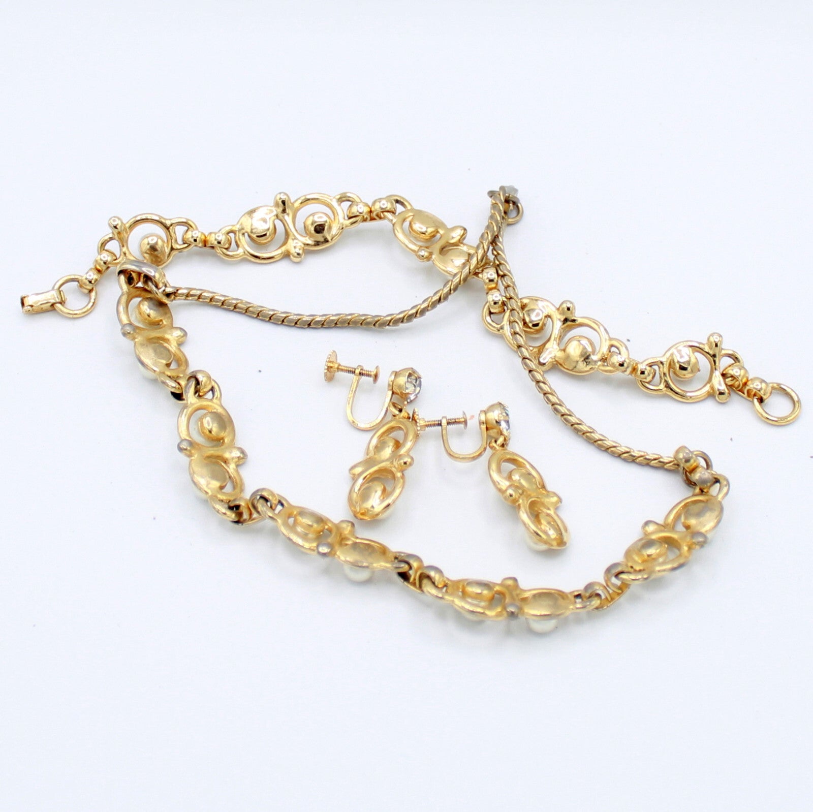 Vintage INFINITY SYMBOL PEARL CLEAR Rhinestone Necklace Bracelet Earrings Set