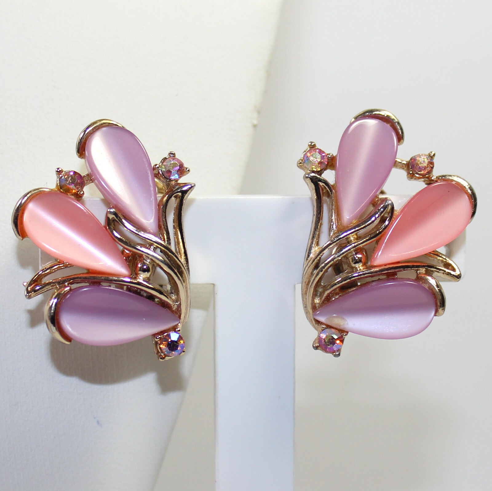 VTG ART Pastel Pink Lavender Thermoset Rhinestone Necklace Bracelet Earrings Set