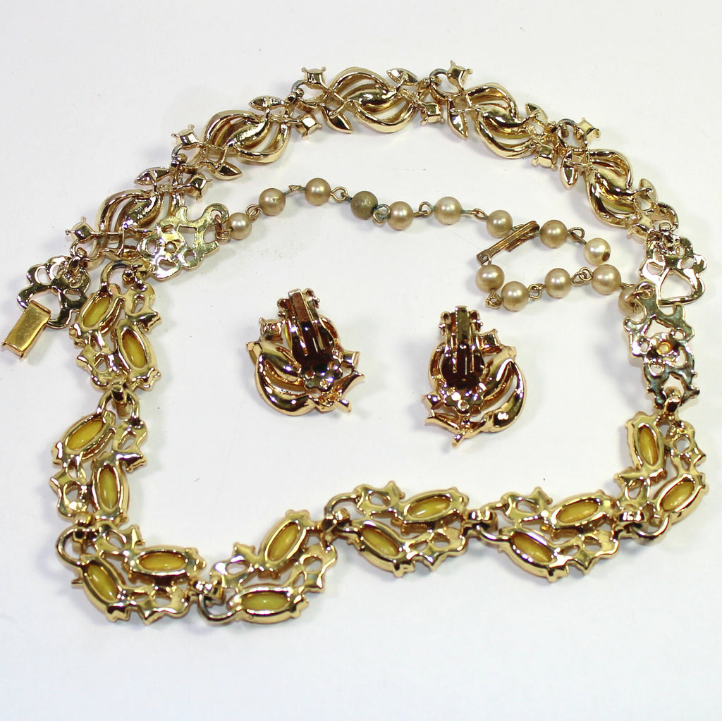 Vintage YELLOW MOONGLOW Rhinestone Faux Pearl Necklace Bracelet Earrings Set
