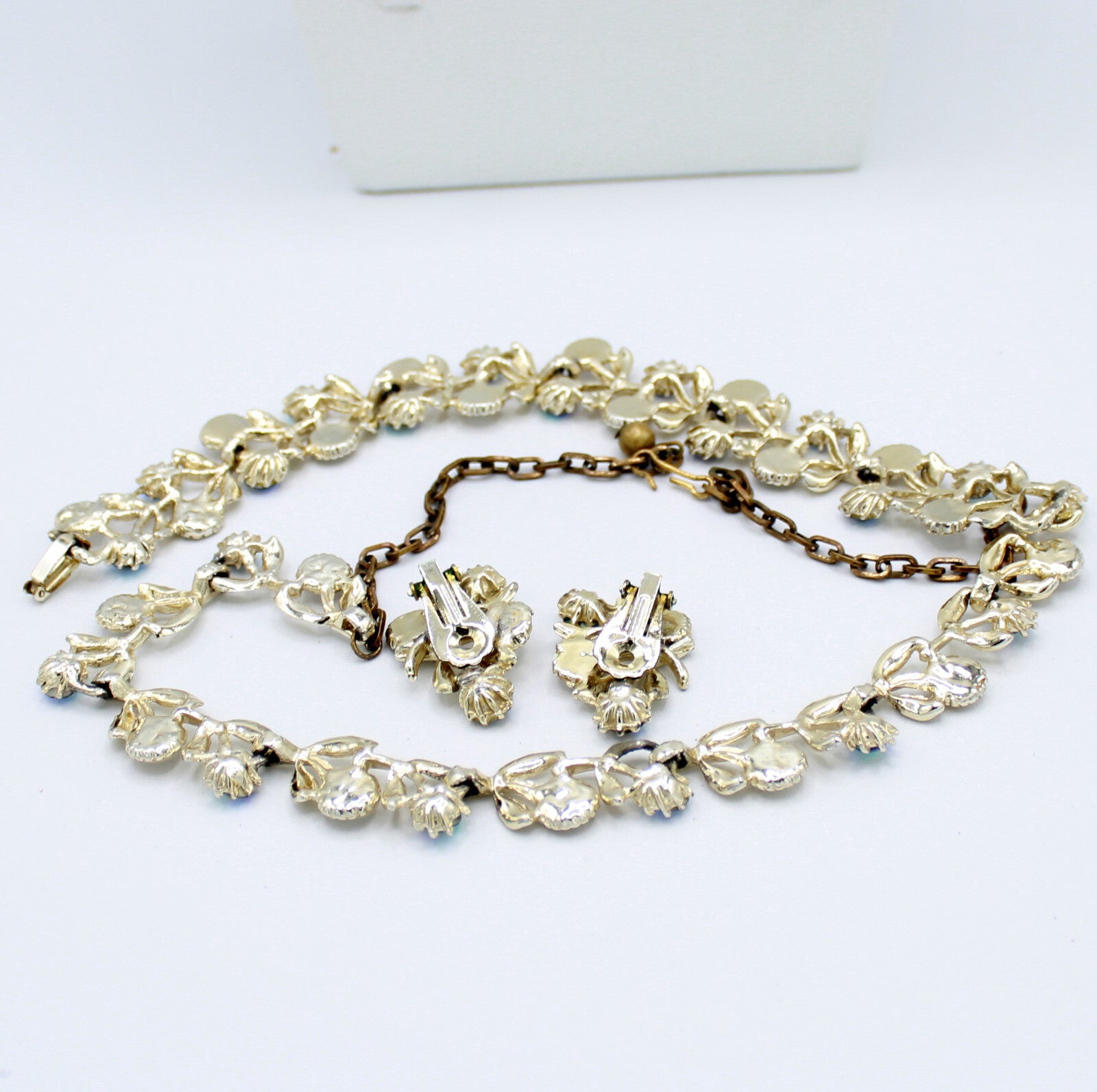 Vintage Blue AB Rhinestone MOP Disk Flower Leaf Necklace Bracelet Earrings Set