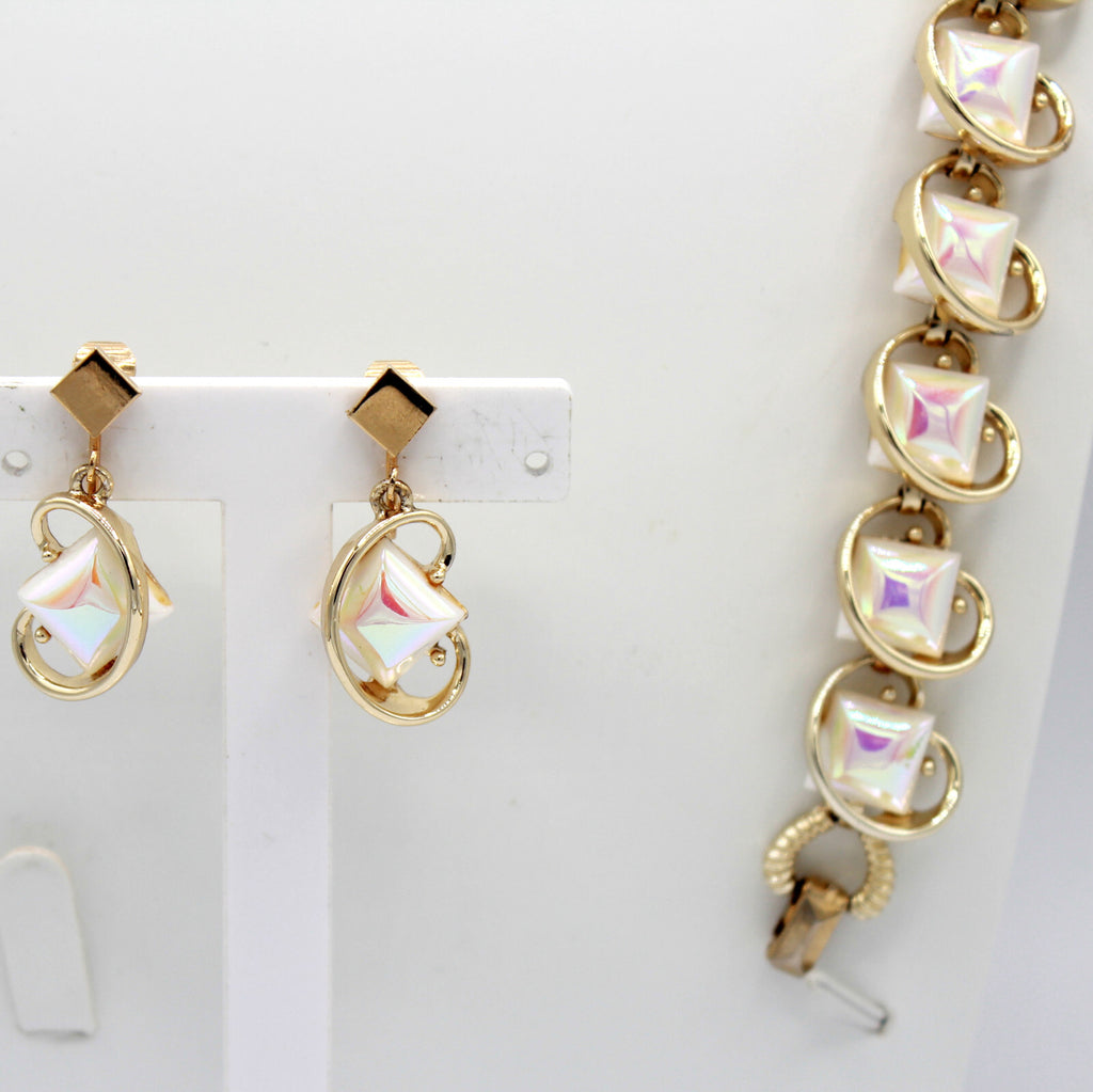 VTG Iridescent White Square Glass Geometric Mod Necklace Bracelet Earrings Set