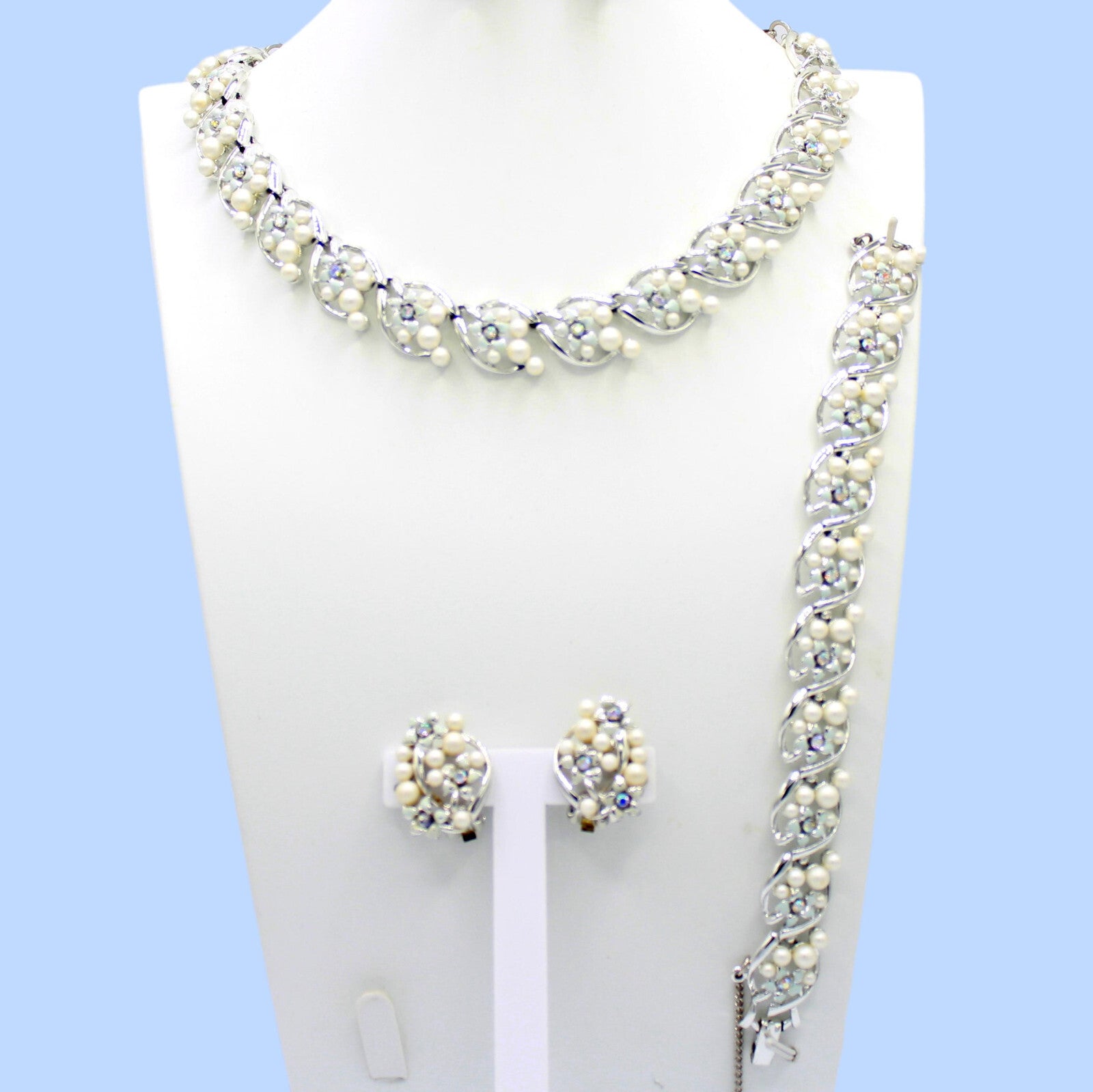 Vintage White ENAMEL PEARL AB Rhinestone Flower Necklace Bracelet Earrings Set