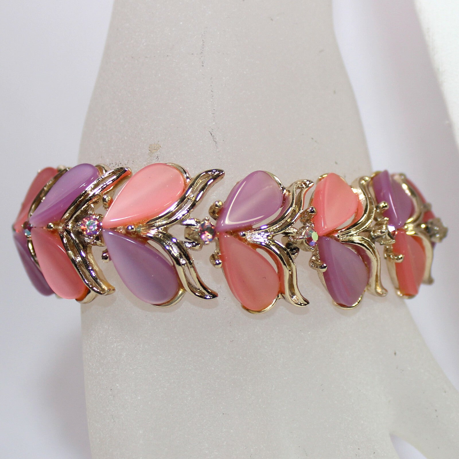 VTG ART Pastel Pink Lavender Thermoset Rhinestone Necklace Bracelet Earrings Set