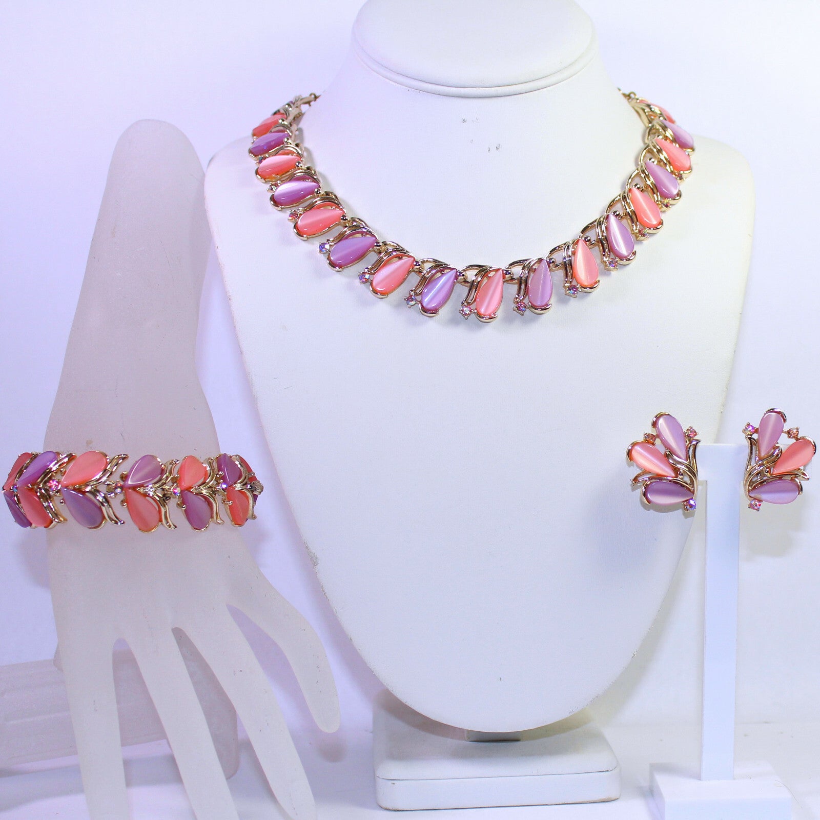 VTG ART Pastel Pink Lavender Thermoset Rhinestone Necklace Bracelet Earrings Set