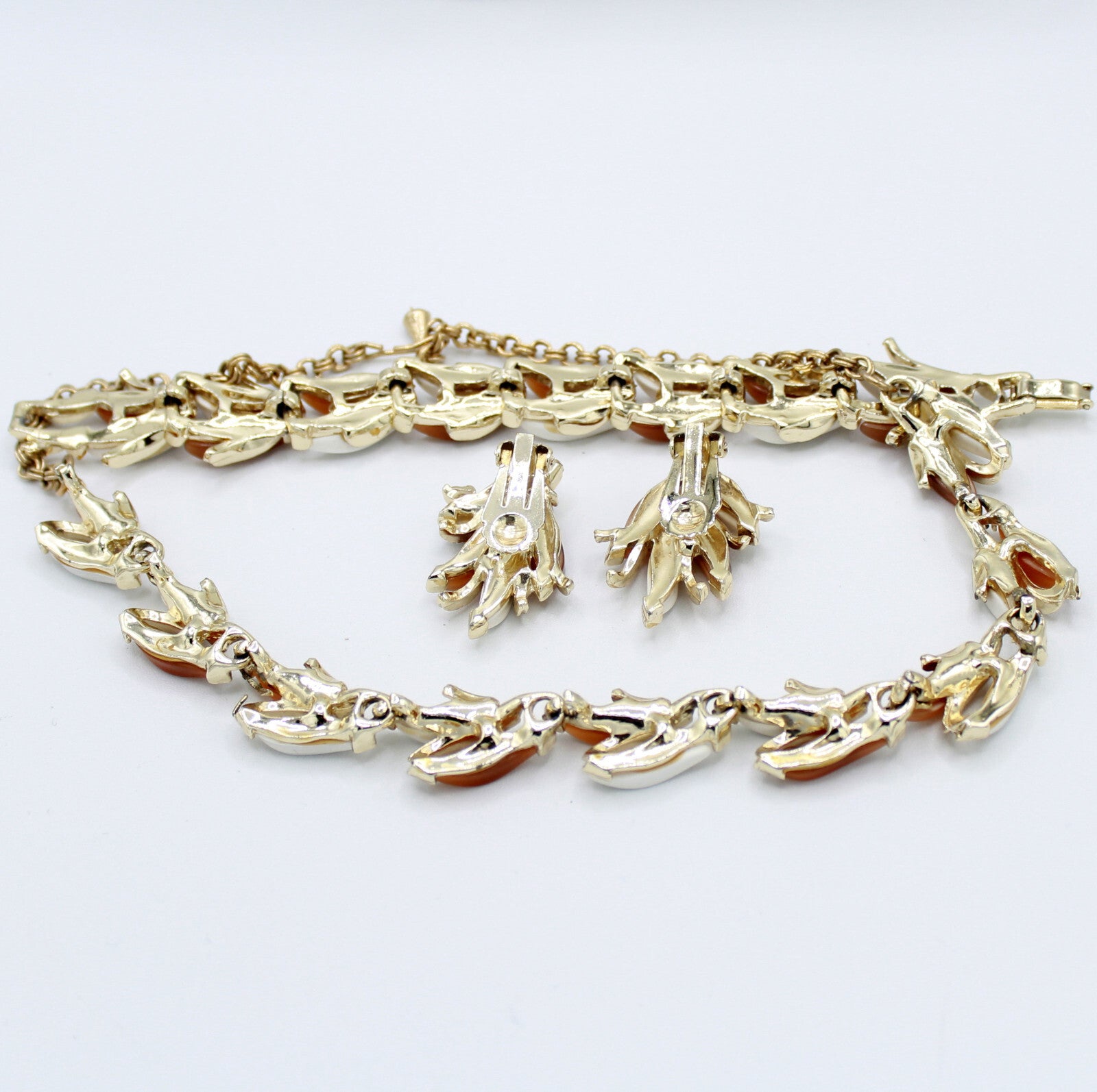 Vintage MOCHA BROWN WHITE THERMOSET Leaves Necklace Bracelet Earrings Set