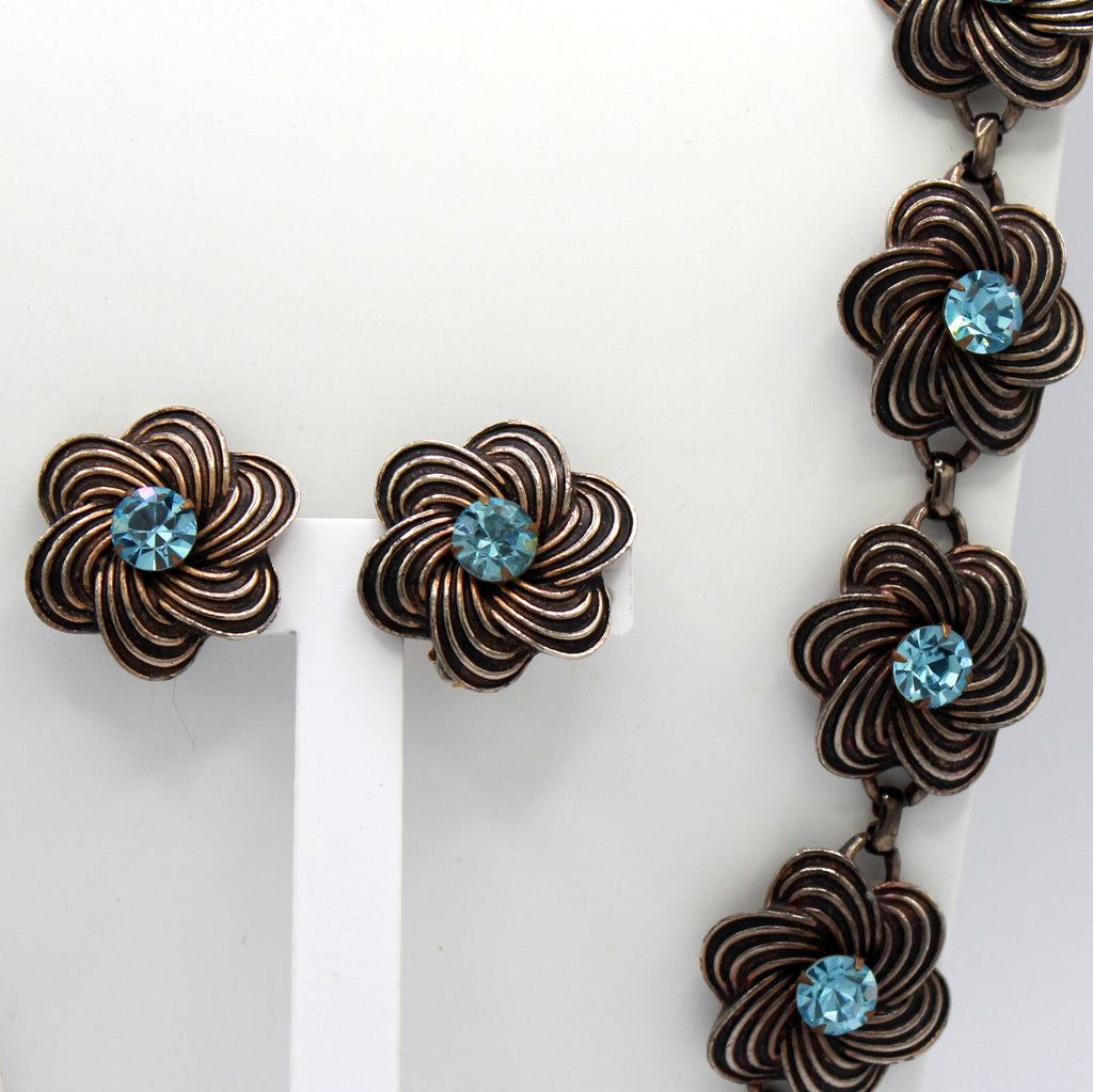 VTG Baby Blue Rhinestone Metal Swirling Flower Necklace Bracelet Earrings Set