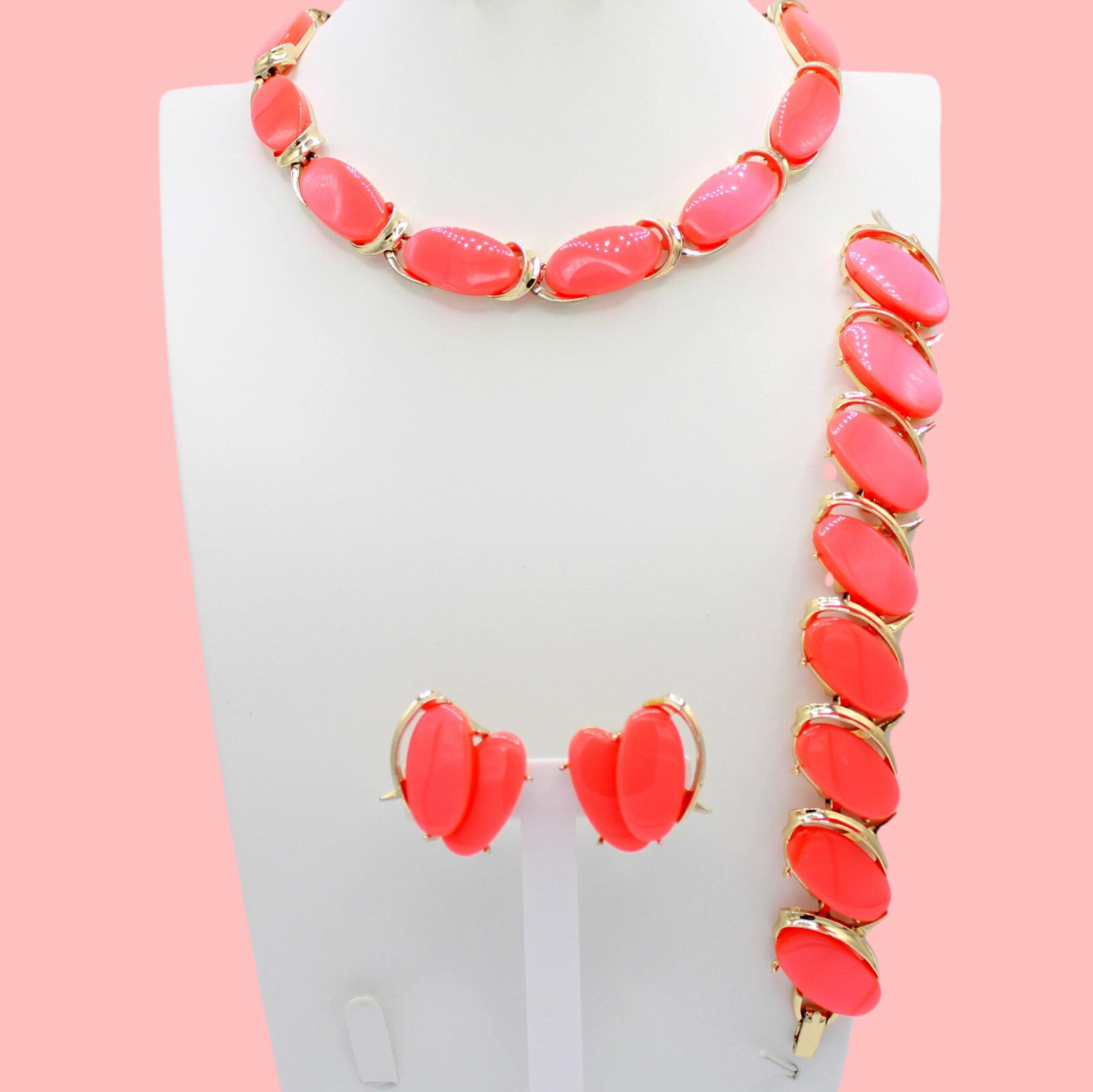 Vintage Bold Neon Melon Orange Oval Thermoset Necklace Bracelet Earrings Set