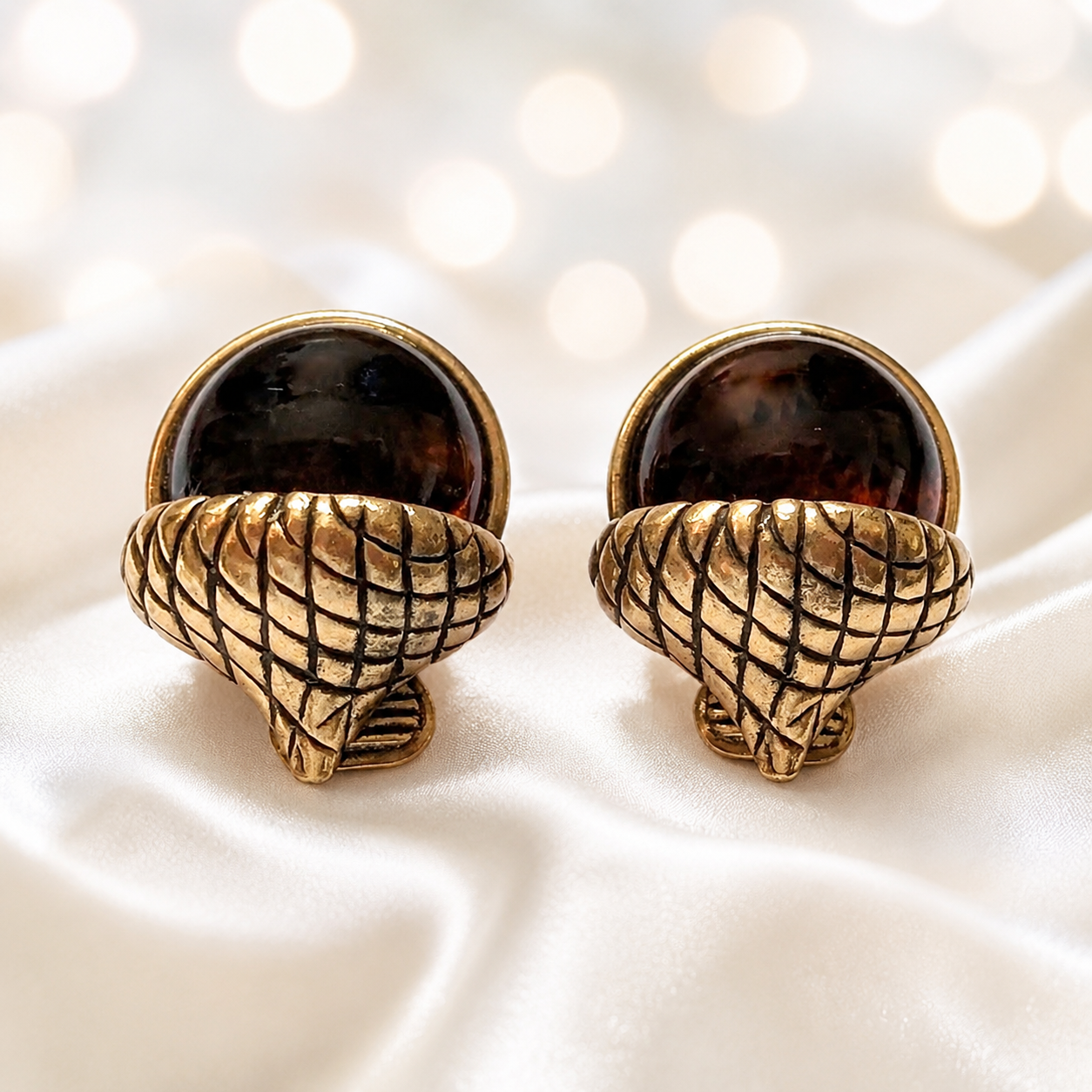 Vintage Juliana GJD Acorn Figural Clip Earrings Brown Cabochon IIJJ#7812
