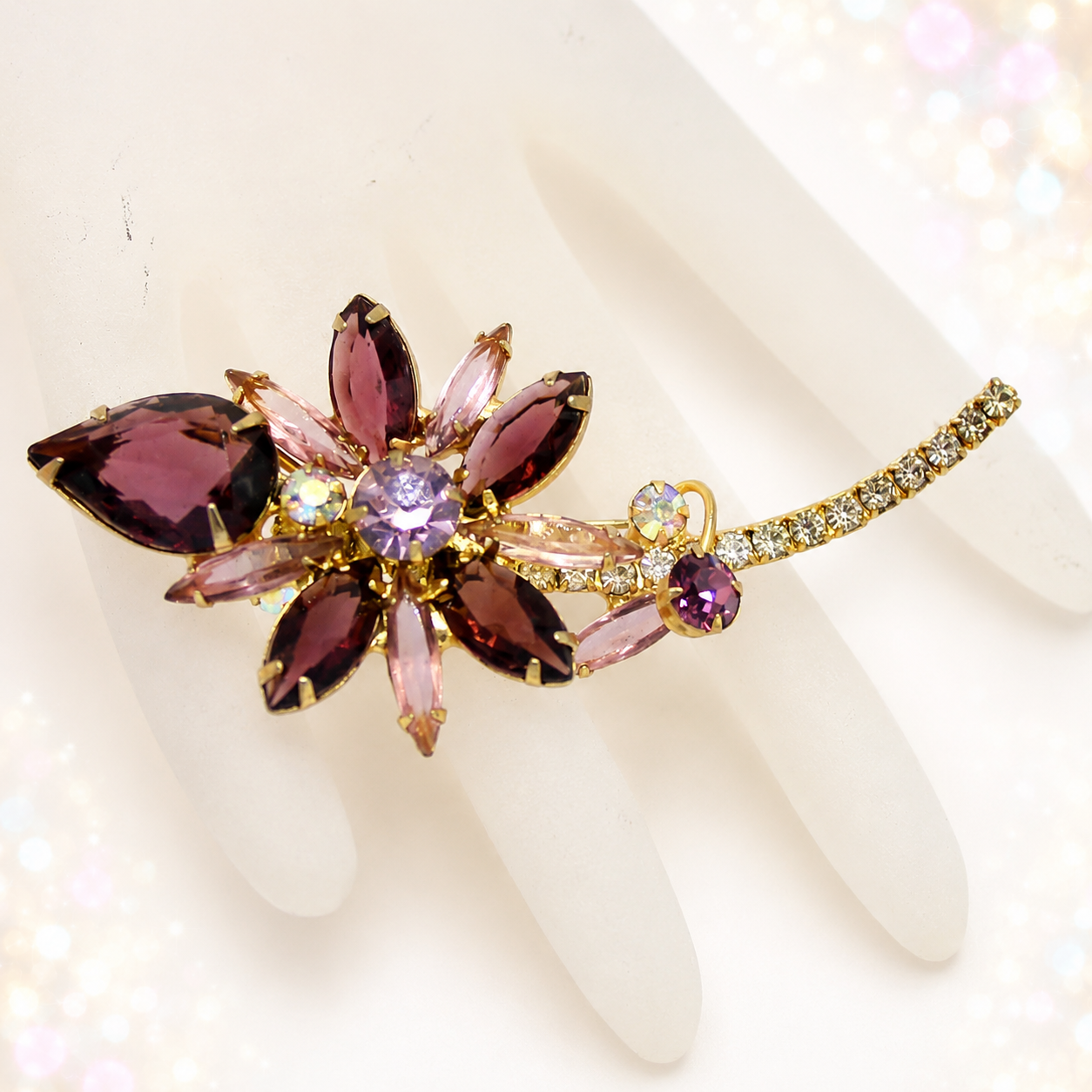 Vintage JULIANA Amethyst & Lavender Rhinestone Flower Brooch IIJJ#8973