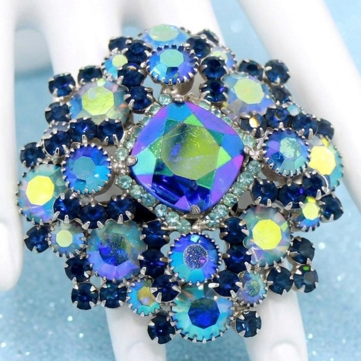 Vintage Juliana Blue AB Cushion Cut Square Center Dimensional Rhinestone Brooch IIJJ#9057