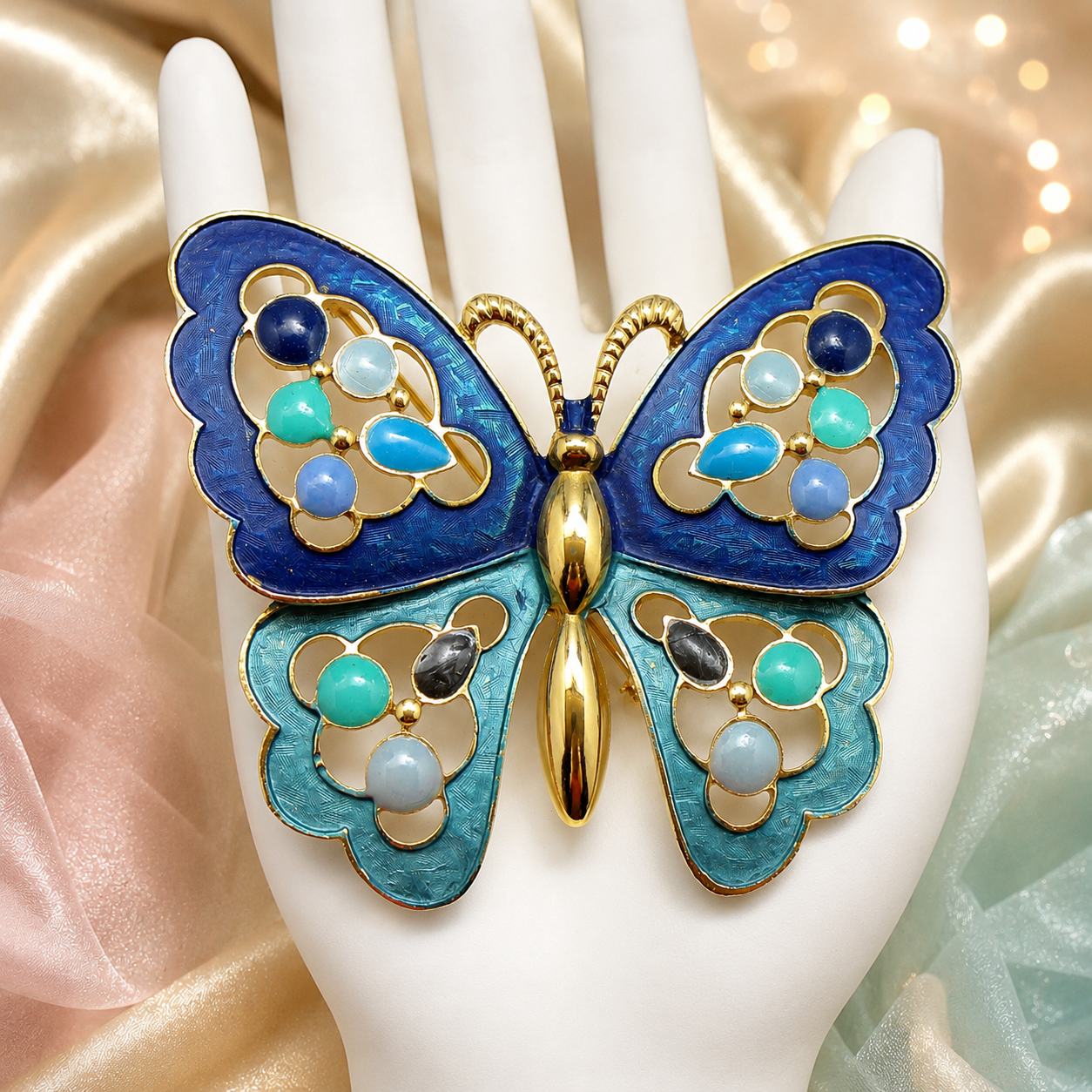 Vintage Juliana Blue Enamel Epoxy Dot Butterfly Pendant Brooch Book Piece IIJJ#142