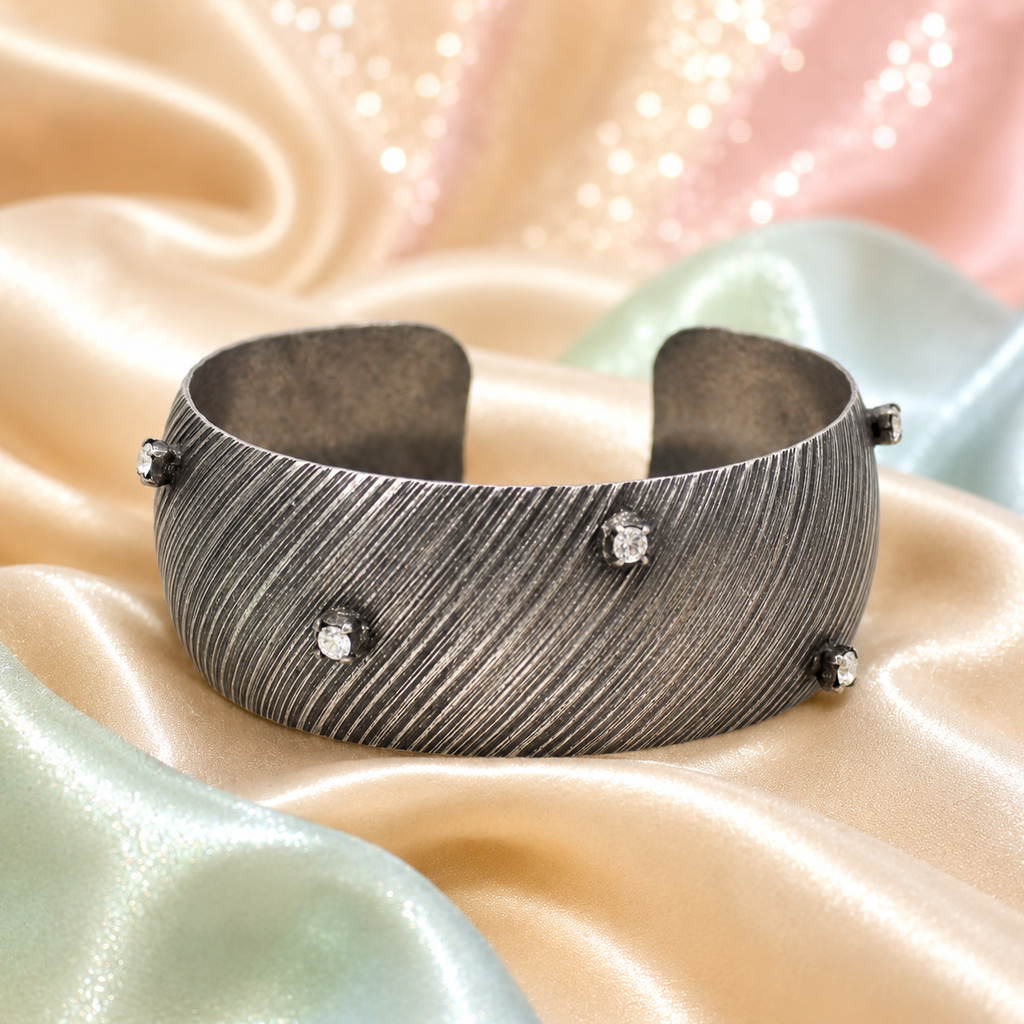 Vintage Juliana NOS Gunmetal Rhinestone Textured Cuff Bracelet IIJJ#9299