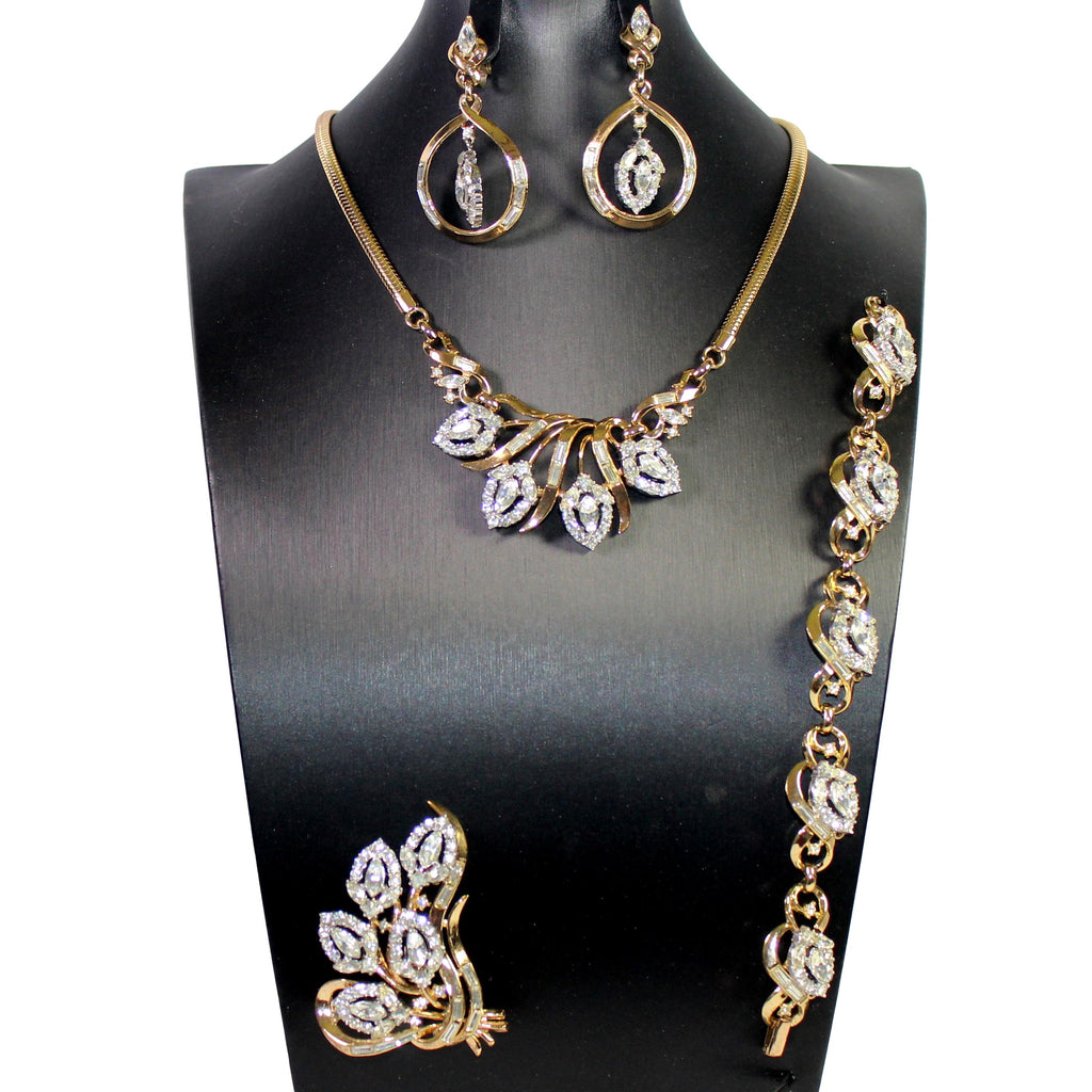 Vintage TRIFARI ALFRED PHILIPPE Halo 1953 Necklace Brooch Bracelet Earrings Set