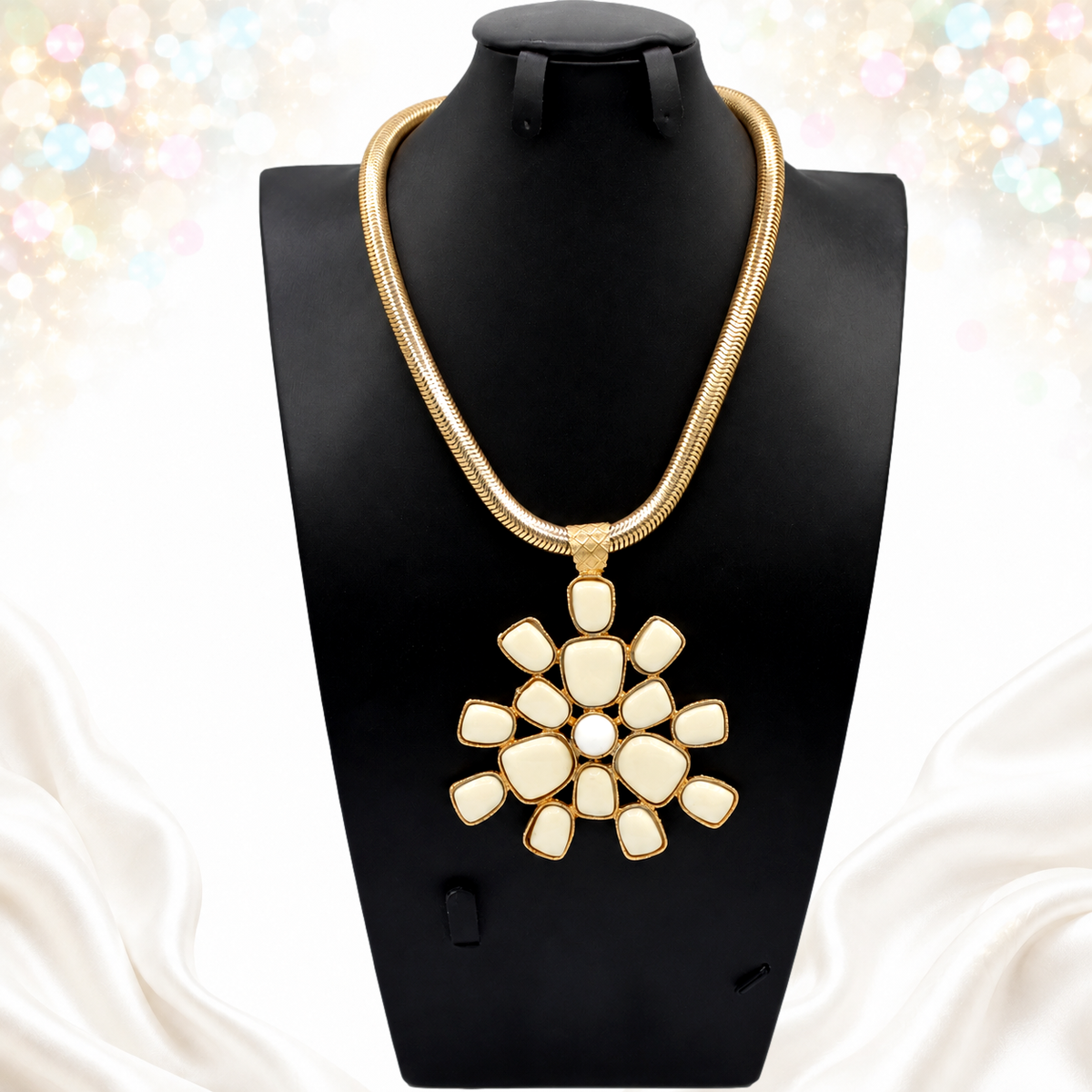 Vintage Juliana Mod Flower Heat Formed Plastic Pendant Necklace Book Piece IIJJ#3421
