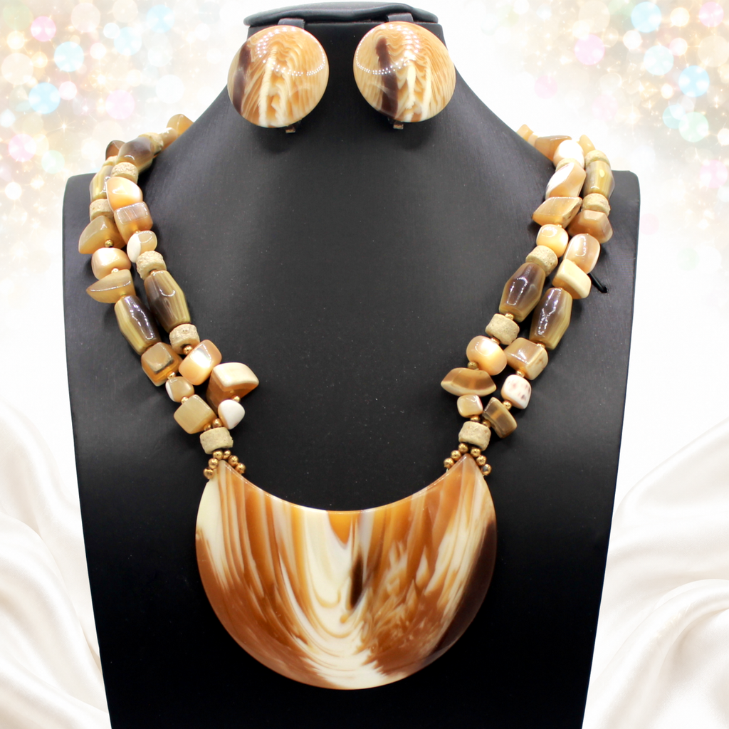 Vintage Juliana for Dauplaise Genuine Shell Chip & Lucite Statement Necklace & Earrings  IIJJ#9207