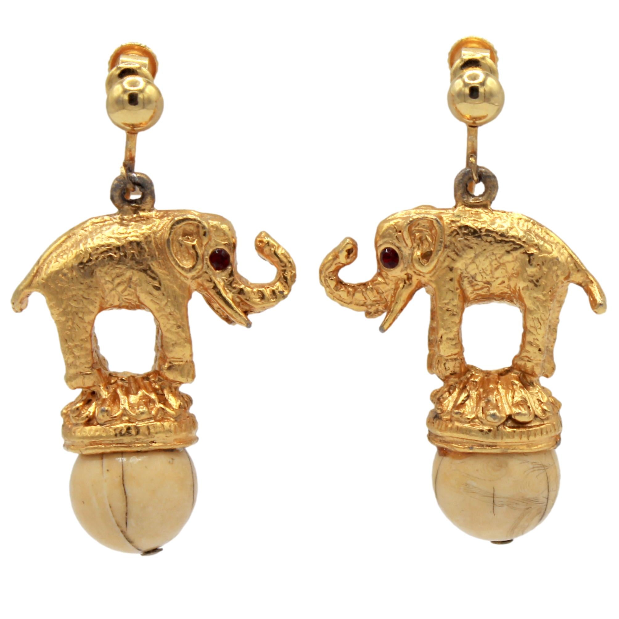 Vintage Juliana Figural Circus Elephant Dangle Earrings Faux Ivory IIJJ#9096