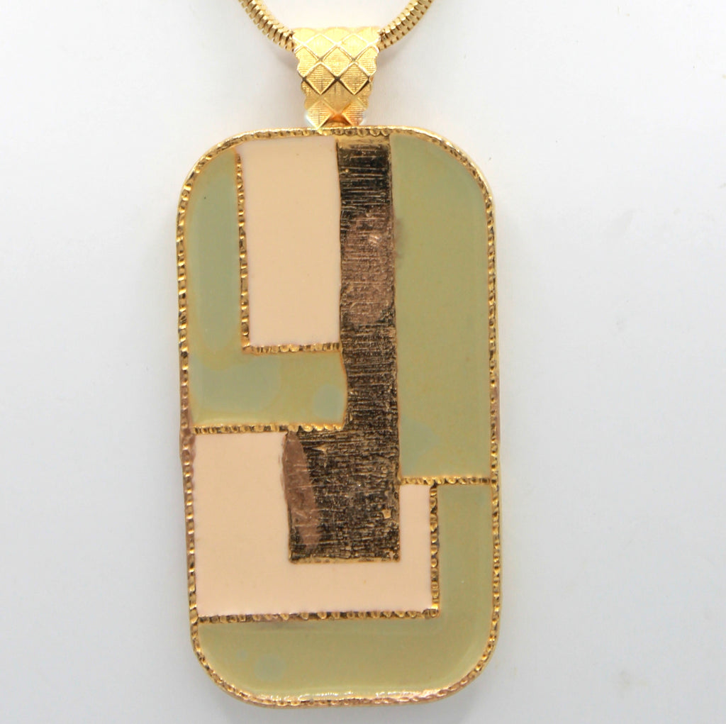 Vintage JULIANA NEW FIND Pistachio Green Cream Enamel Pendant Necklace IIJJ#8860