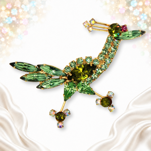 Juliana peridot green and olivine rhinestone road runner brooch IIJJ934, front view
