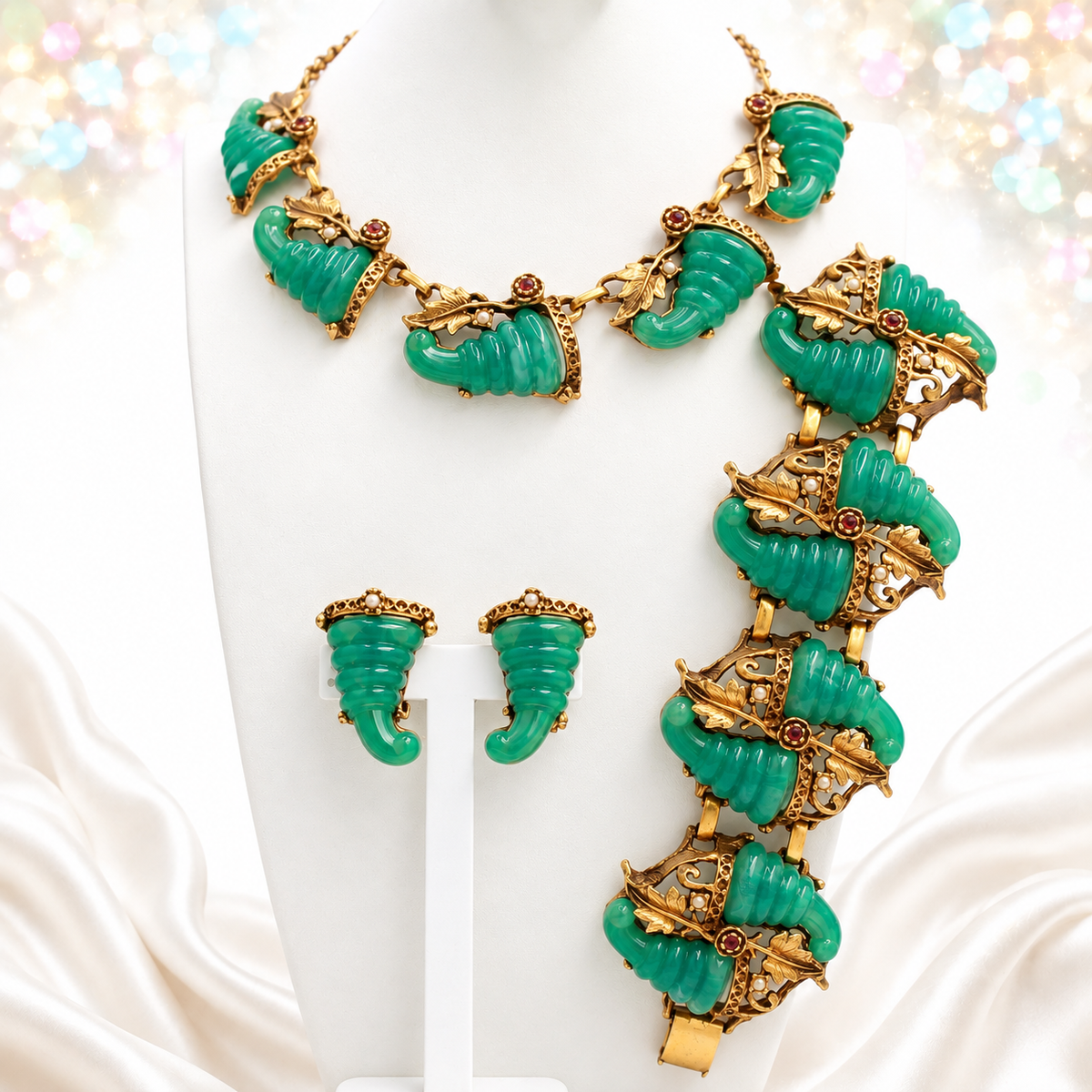 Vintage SELRO Jade Lucite Cornucopia Flower Rhinestone Necklace Bracelet Earrings Set