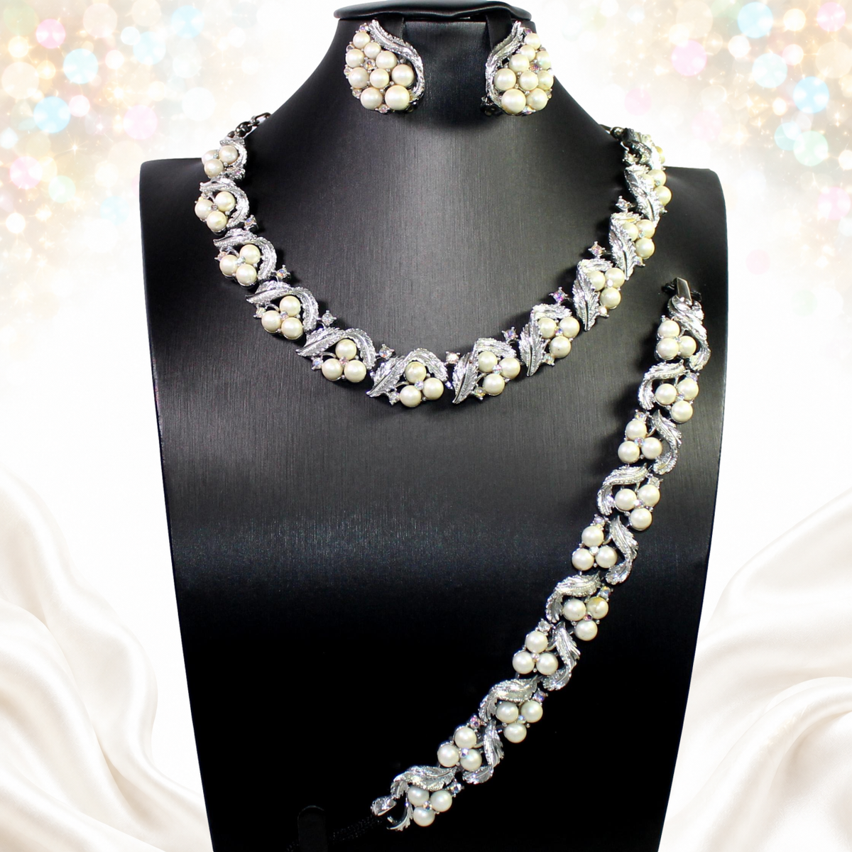 Vintage Lisner Faux Pearl AB Rhinestone Silver Tone Leaf Necklace Bracelet Earrings Parure