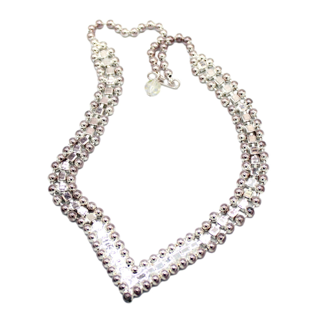 Vintage JULIANA V Shaped Peridot Green Rhinestone Ball Chain Necklace IIJJ#8986
