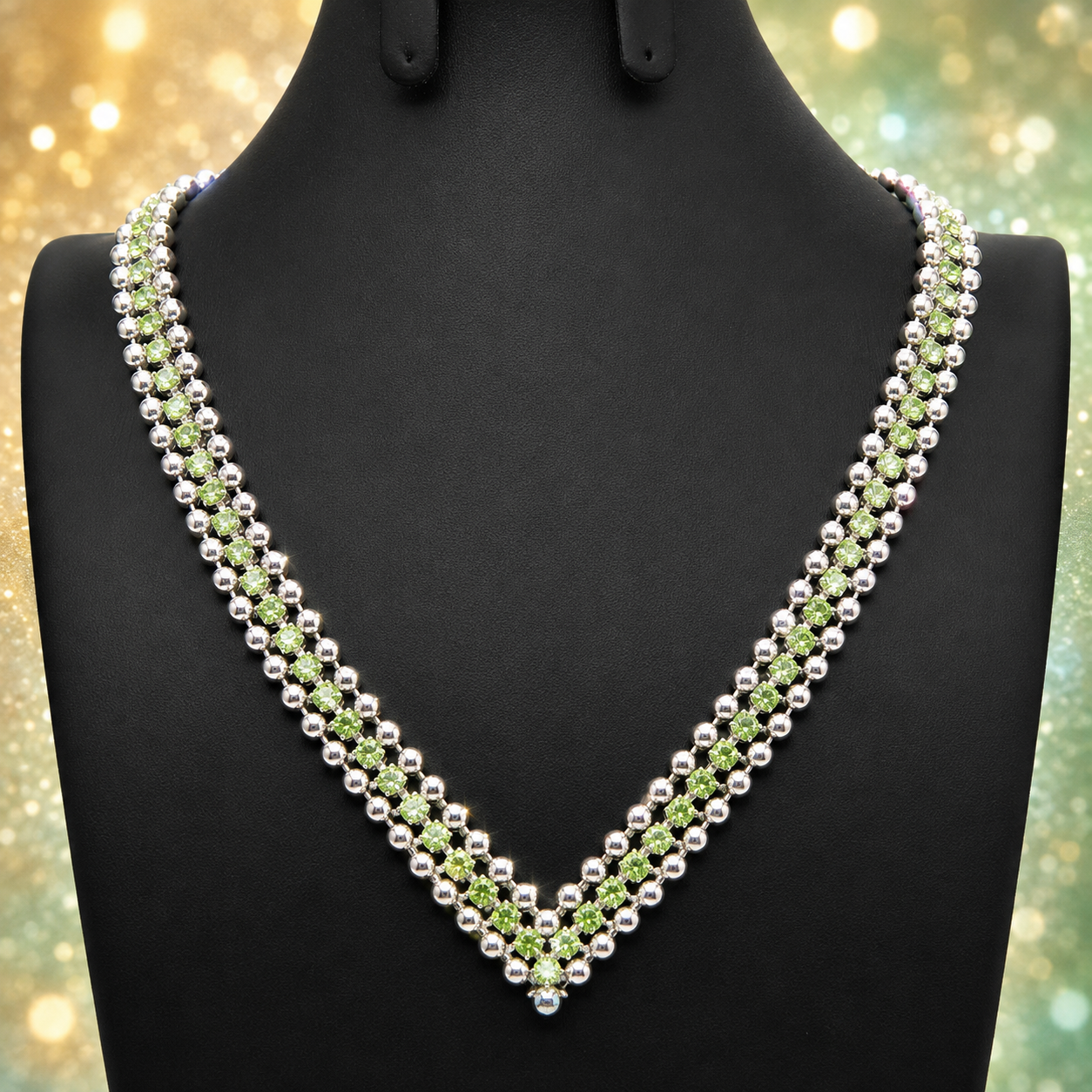 Vintage JULIANA V Shaped Peridot Green Rhinestone Ball Chain Necklace IIJJ#8986