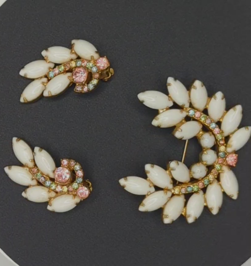 Vintage Juliana White Milk Glass Pastel Rhinestone Brooch Earrings Set IIJJ#9535