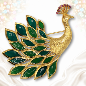 Vintage Trifari Green Teal Rhinestone Figural Peacock Brooch