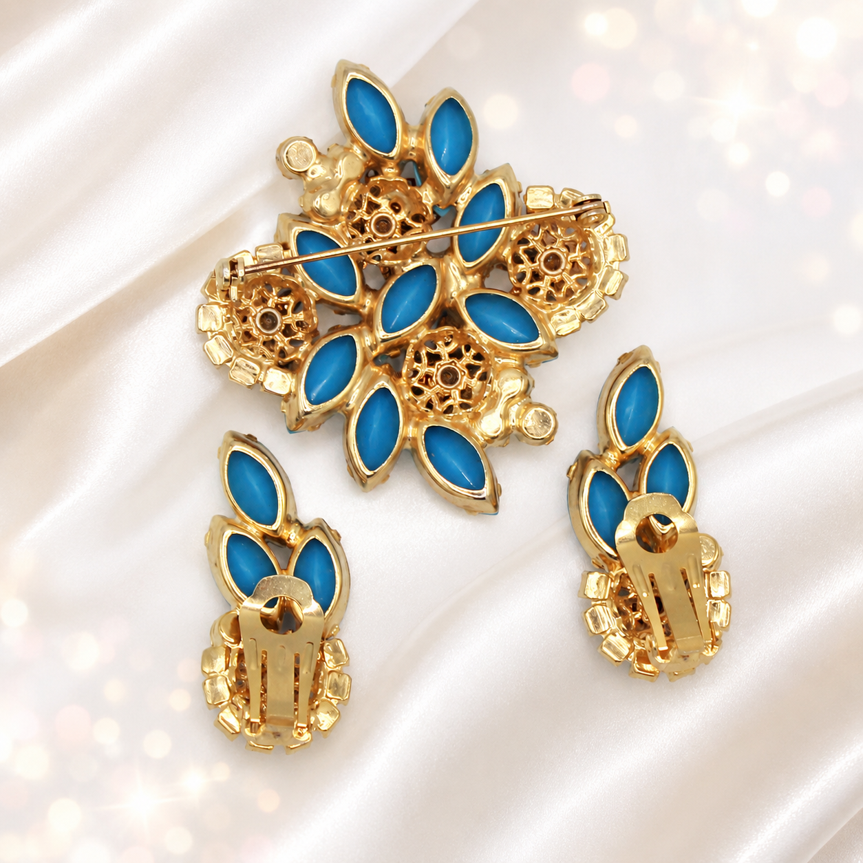 Vintage Juliana Turquoise Blue Rhinestone Filigree Brooch Earrings Set IIJJ#9392