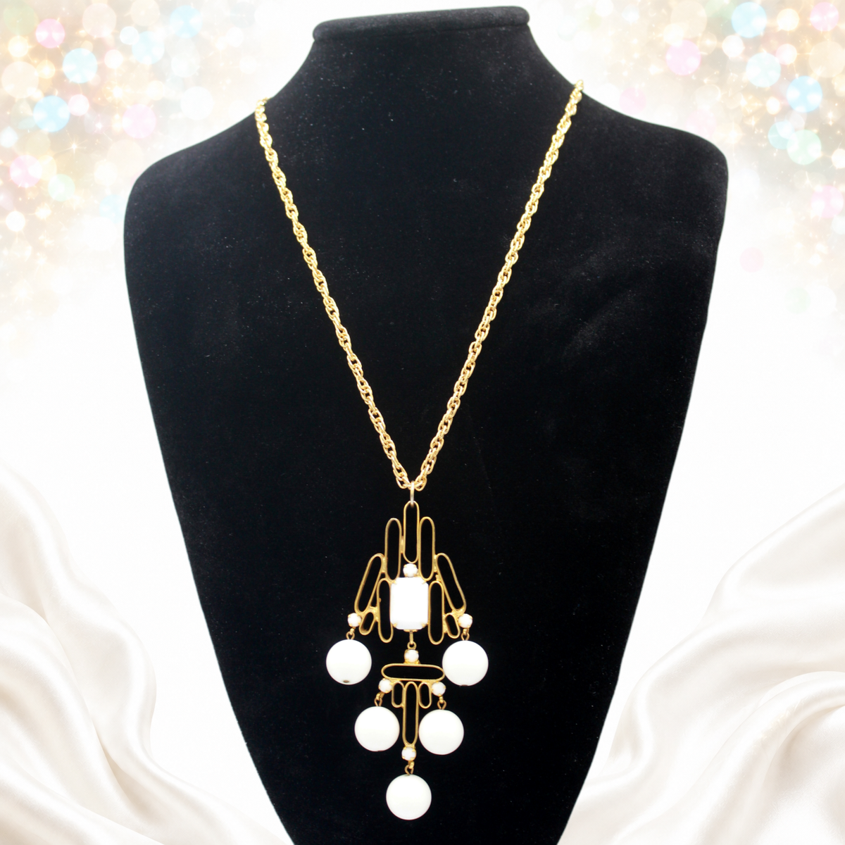 Vintage Juliana White Bead & Opaque Rhinestone Gold Tubing Pendant Necklace IIJJ#9293