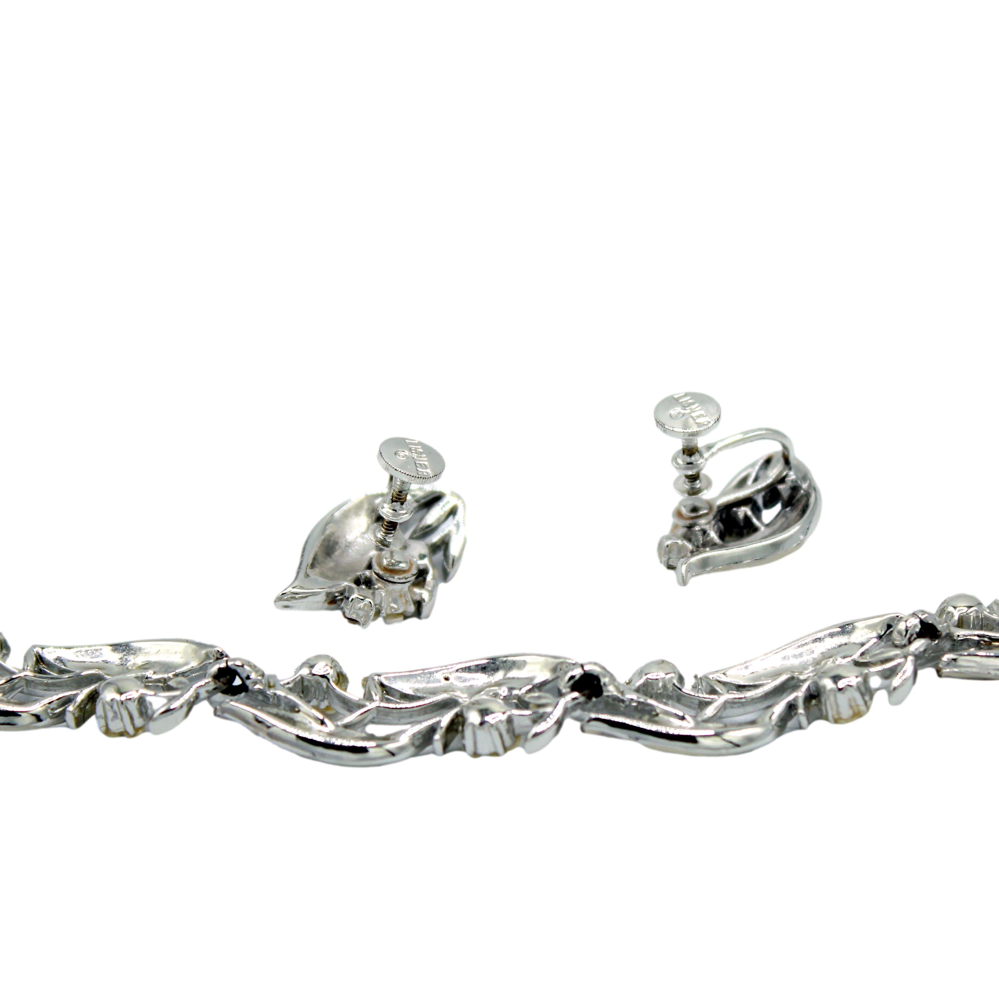 Vintage LISNER White Enamel Leaf Flower Bracelet Screw Earrings Set